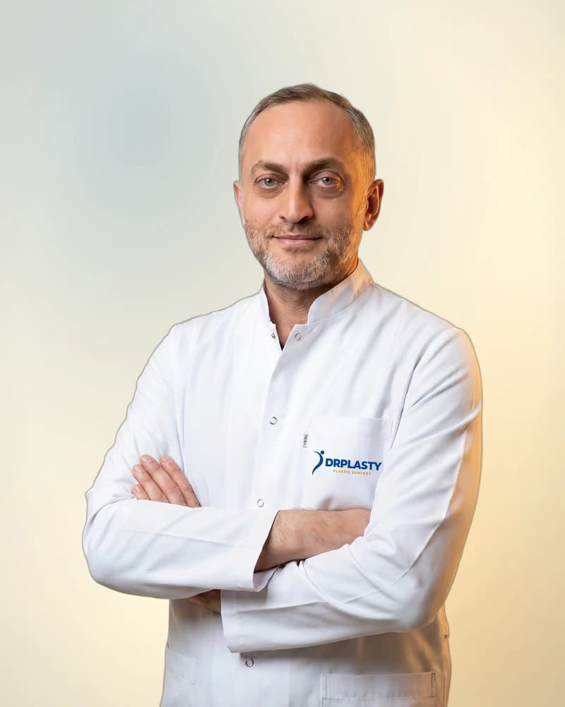 Op. Dr. Vüqar Fərhadov