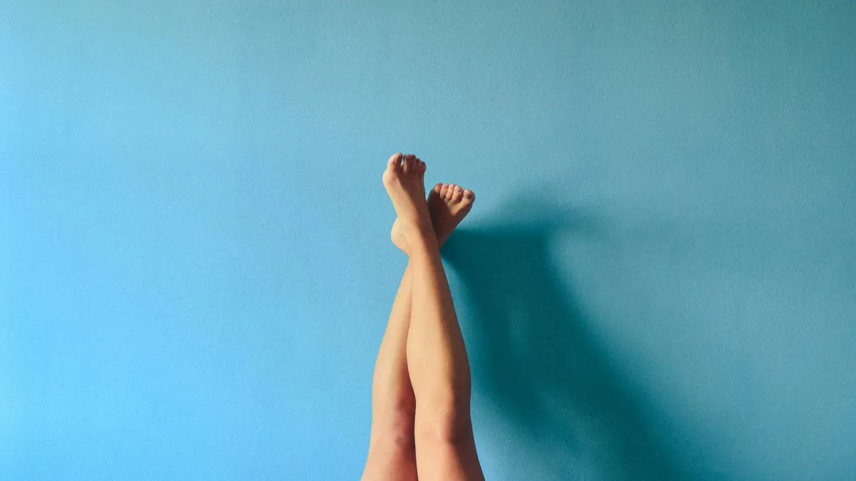 Bud gərmə (thigh lift): bud daxili sallanmanın cərrahi həlli